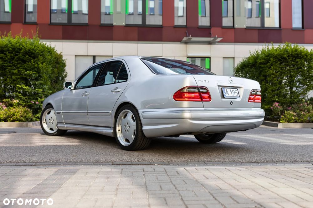 Mercedes-Benz Klasa E - 20