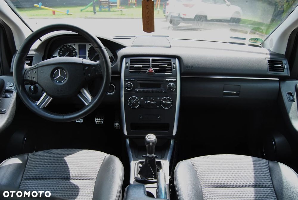 Mercedes-Benz Klasa B 200 CDI EU5 - 9