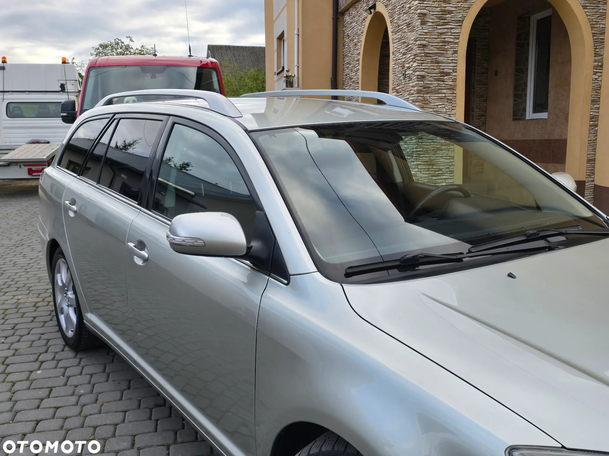 Toyota Avensis 2.0 VVT-i Automatik Executive - 8