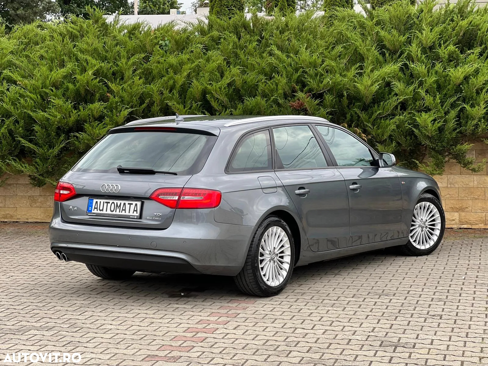 Audi A4 Avant 2.0 TDI DPF multitronic Ambiente - 4