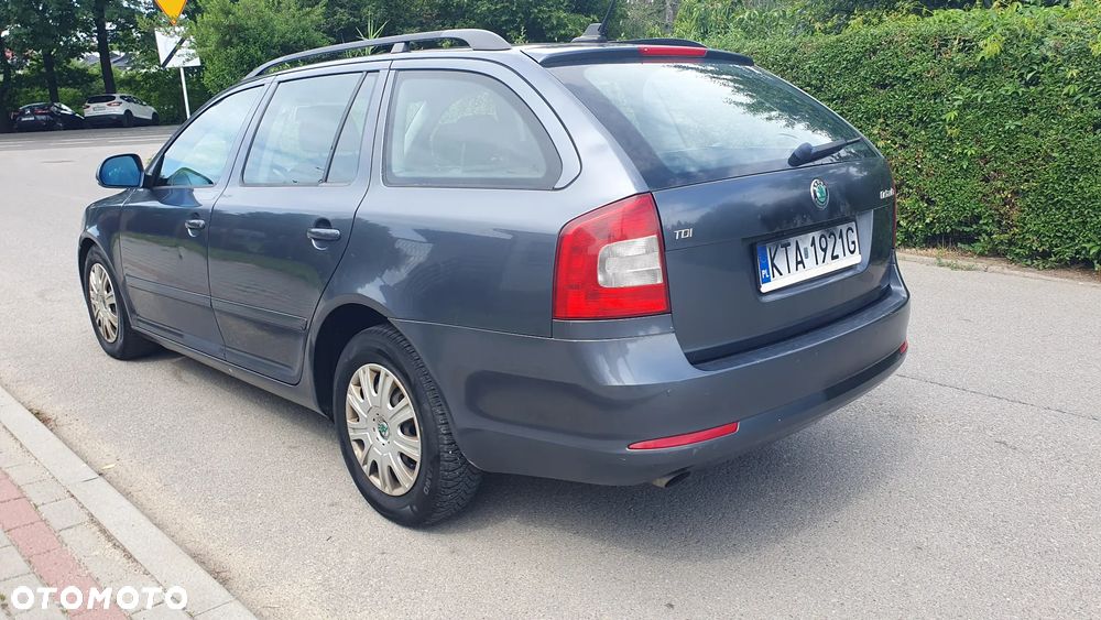 Skoda Octavia 1.6 TDI Family - 12
