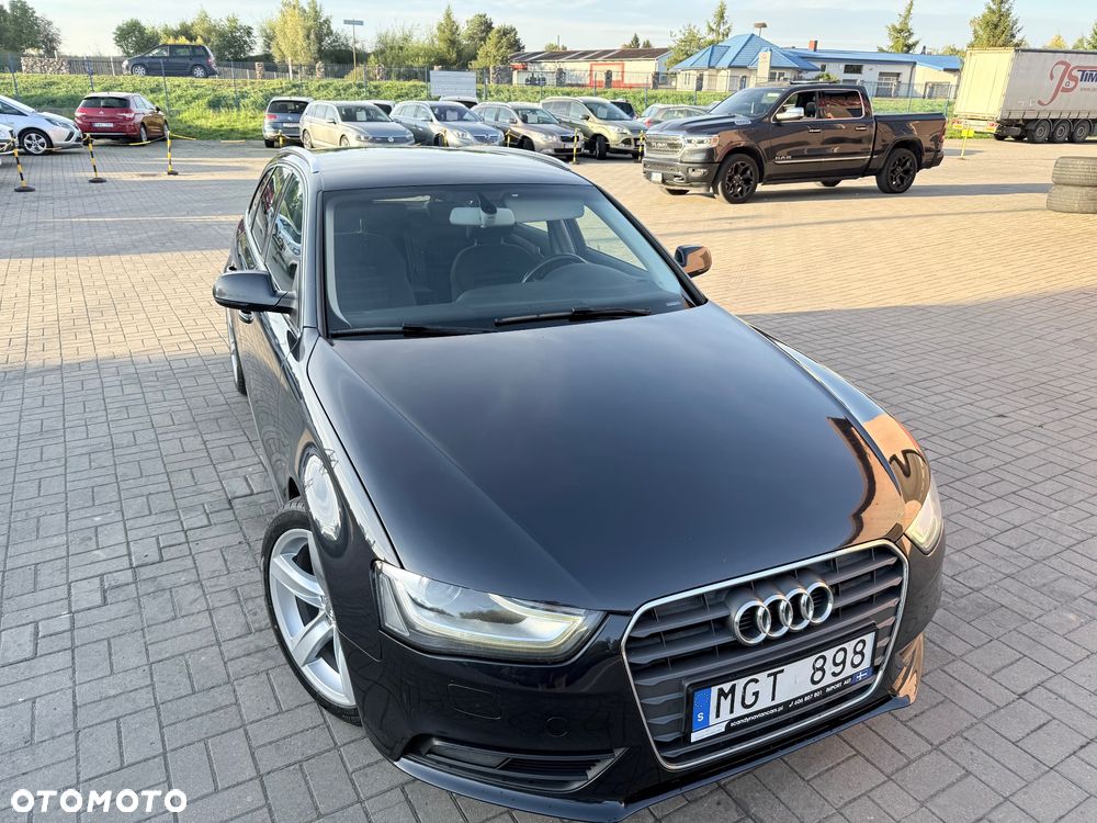 Audi A4 Avant - 4