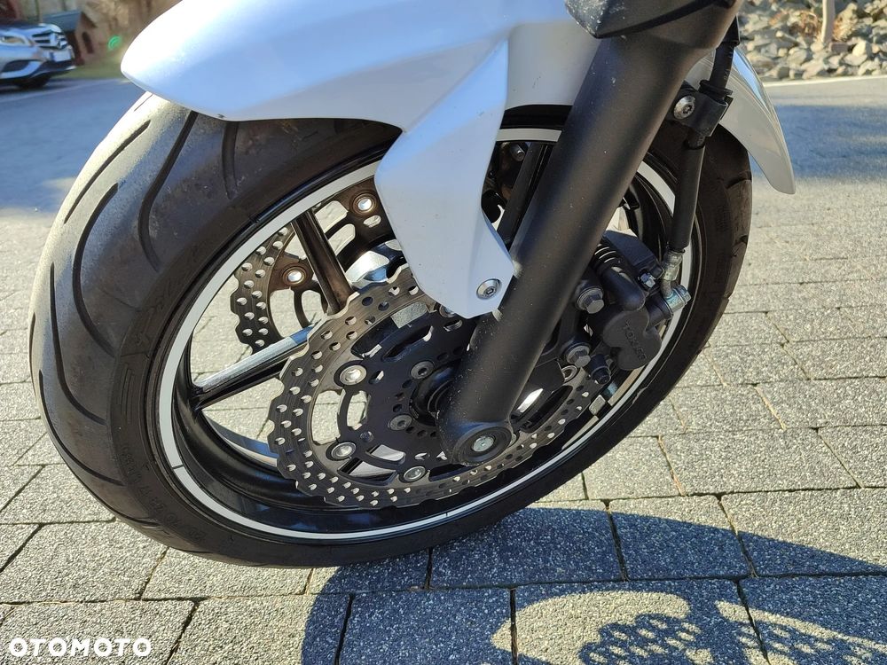 Kawasaki ER - 4