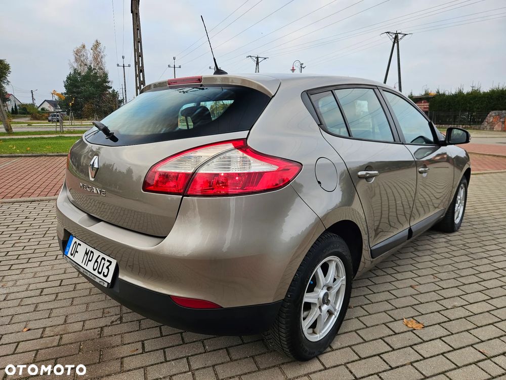 Renault Megane 1.6 Avantage - 6