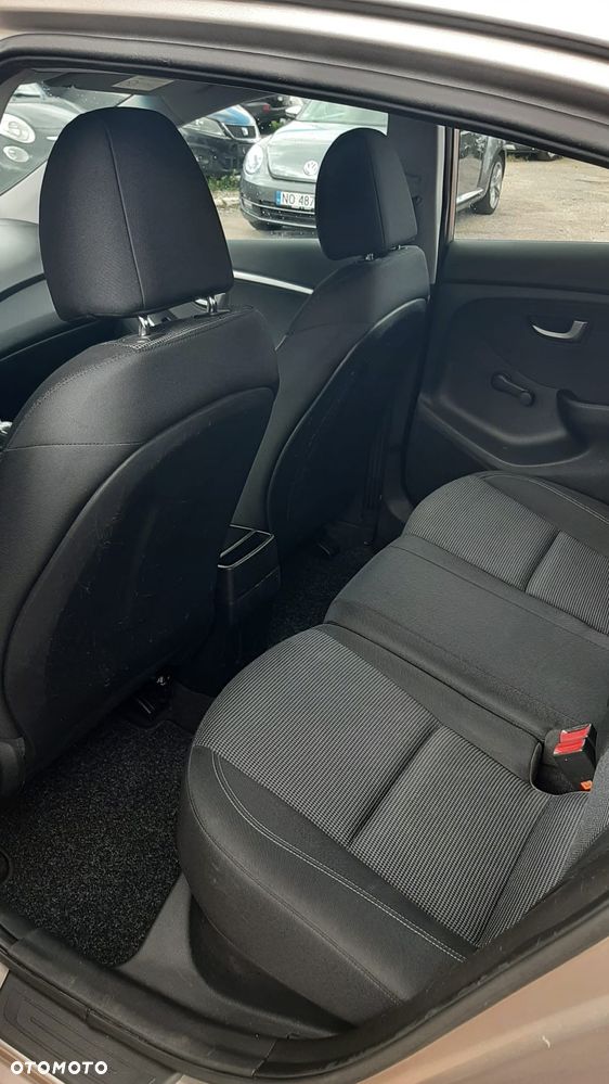 Hyundai i30 blue 1.6 CRDi Classic - 17