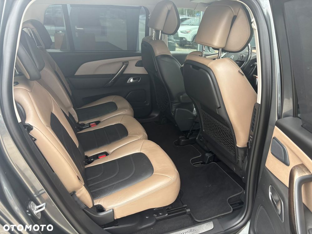 Citroën C4 Grand Picasso e-HDi 115 Attraction - 12
