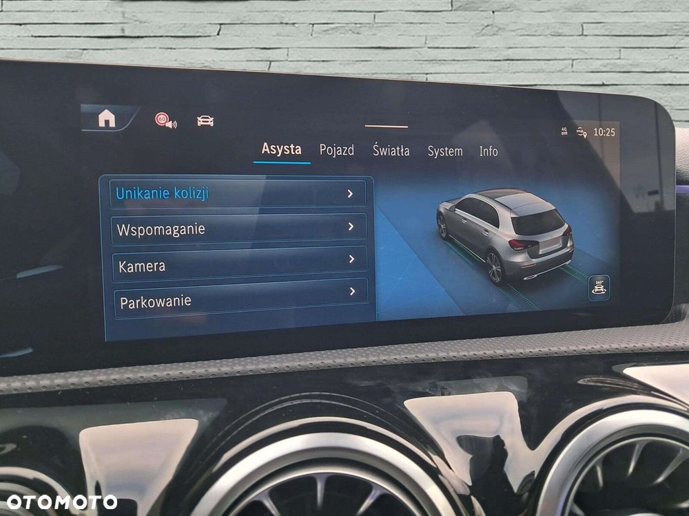 Mercedes-Benz Klasa A 200 d AMG Line 8G-DCT - 14