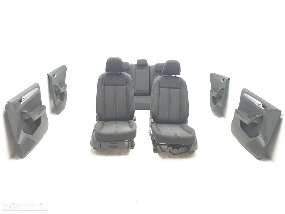 CONJUNTO COMPLETO DE BANCOS VOLKSWAGEN T-ROC A11 - 1