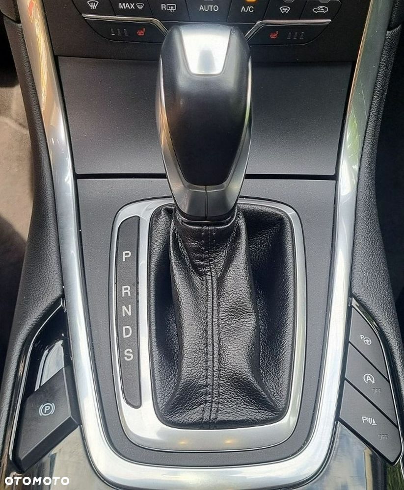 Ford S-Max - 20