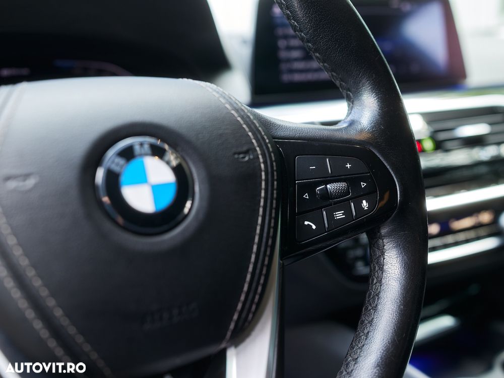 BMW Seria 5 - 24