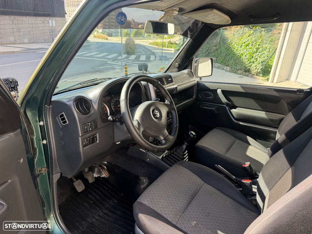Suzuki Jimny - 15