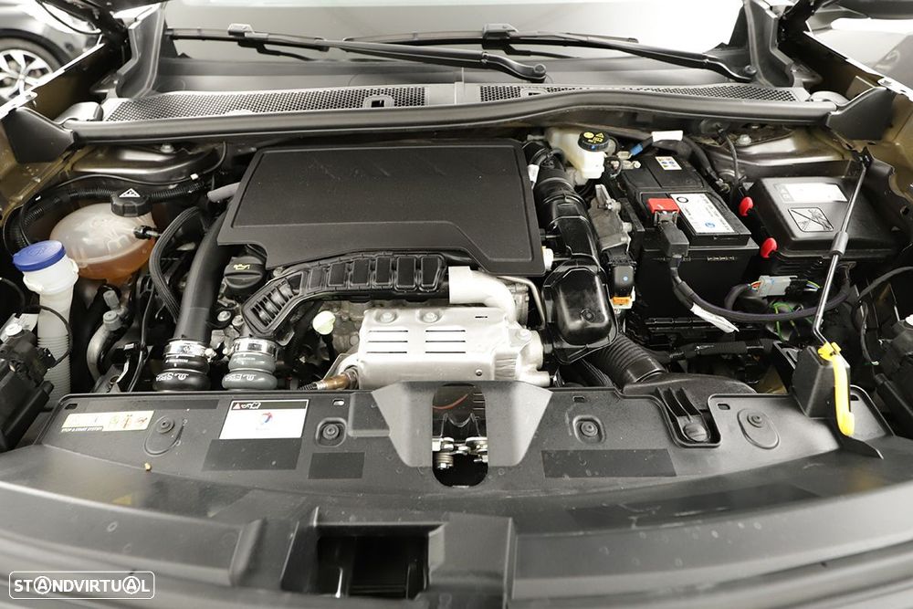 Peugeot 2008 1.2 PureTech Allure EAT8 - 25