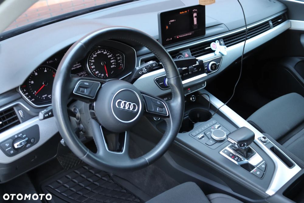 Audi A4 Avant - 17