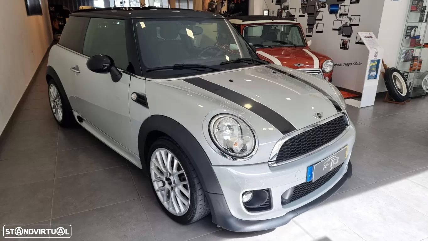 MINI 3 Portas Cooper D - 4