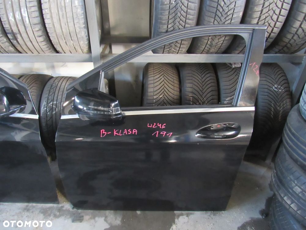 mercedes b klasa w246 przednie lewe drzwi 191 .. - 1