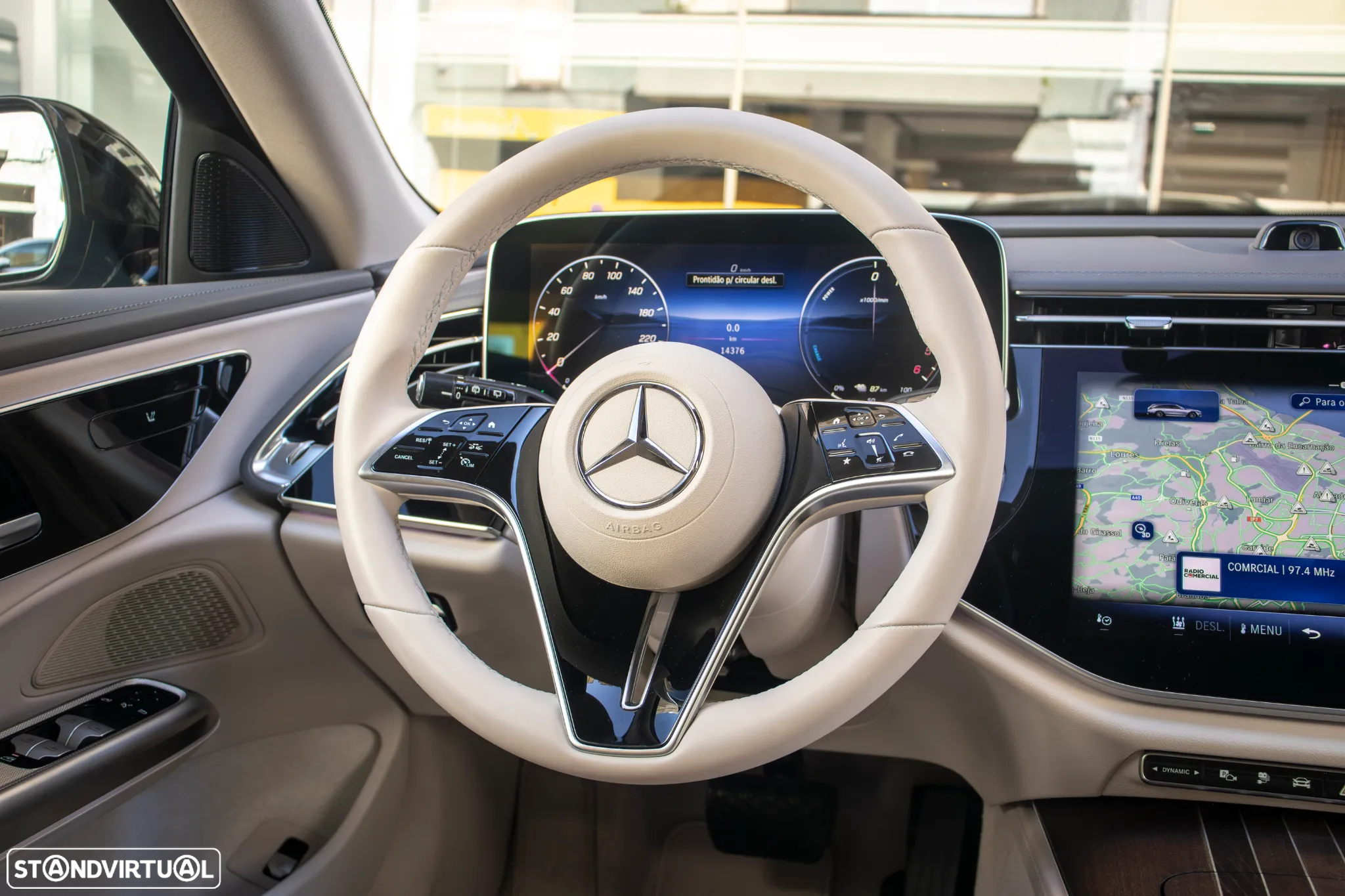 Mercedes-Benz E 300 de 4Matic All-Terrain - 17
