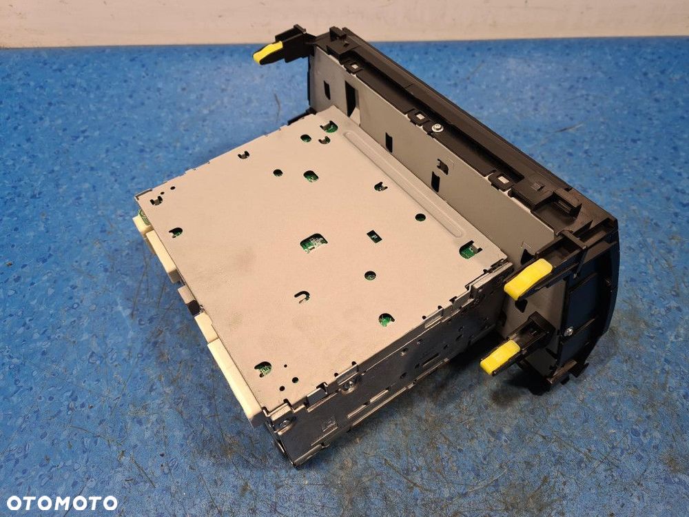 TOYOTA COROLLA E18 RADIO CD 53885 - 10