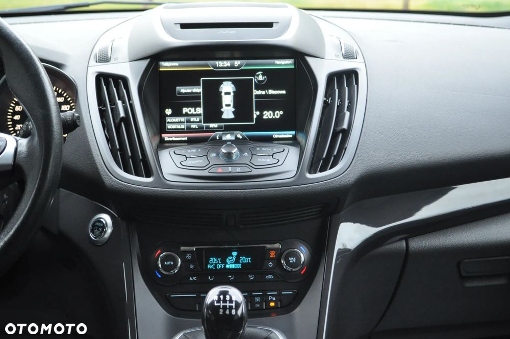 Ford Kuga 2.0 TDCi 2x4 Titanium - 27