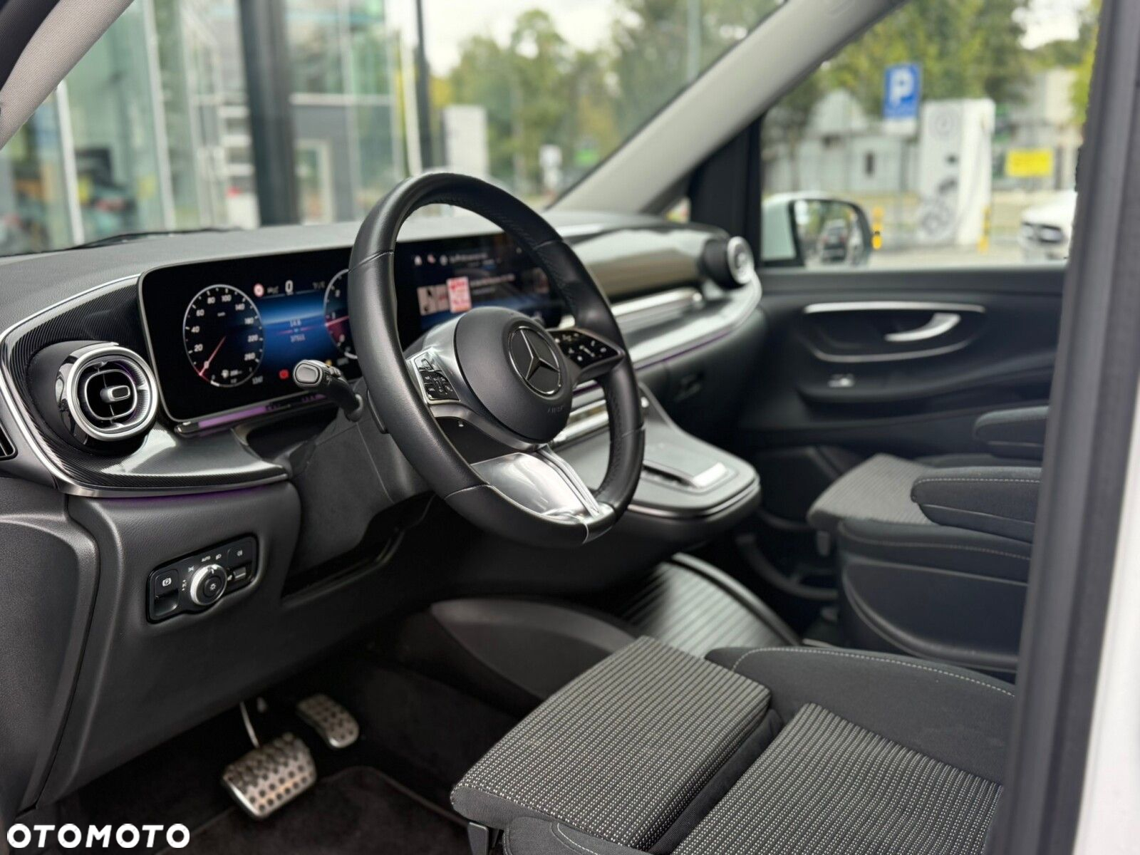 Mercedes-Benz Klasa V 250 d 9G-Tronic Style (d³ugi) - 4