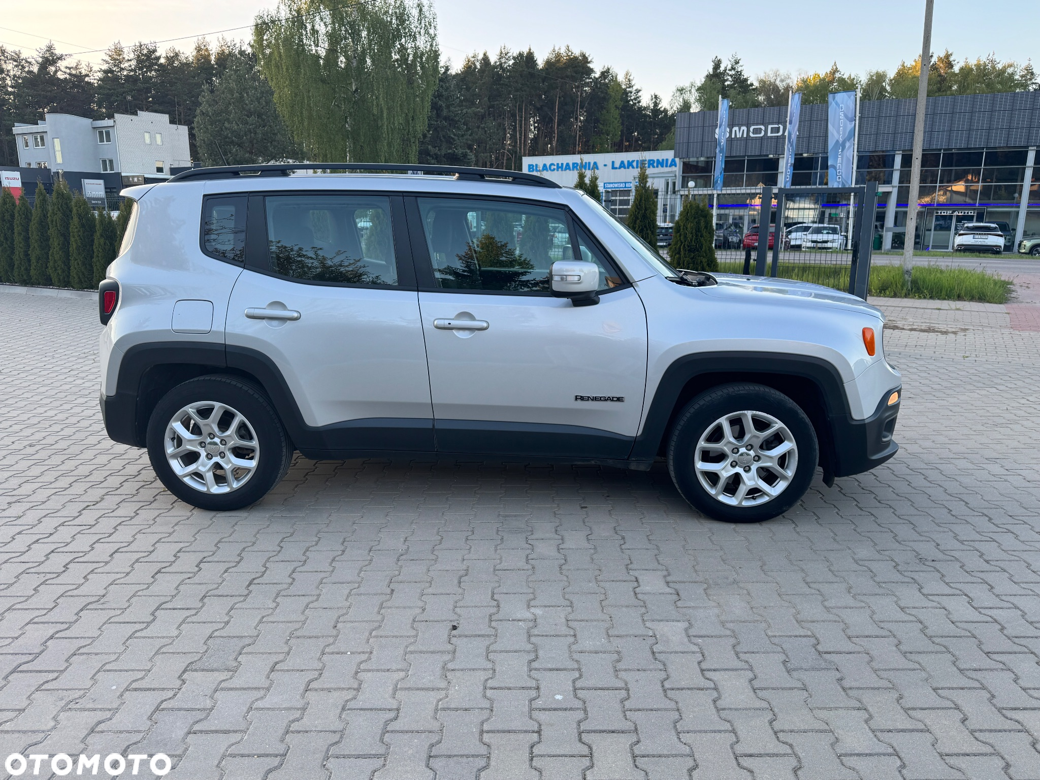 Jeep Renegade 1.6 MultiJet Longitude FWD S&S EU6 - 11