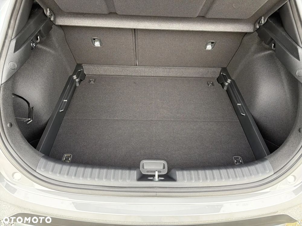 Kia XCeed 1.6 T-GDI Tribute DCT - 17