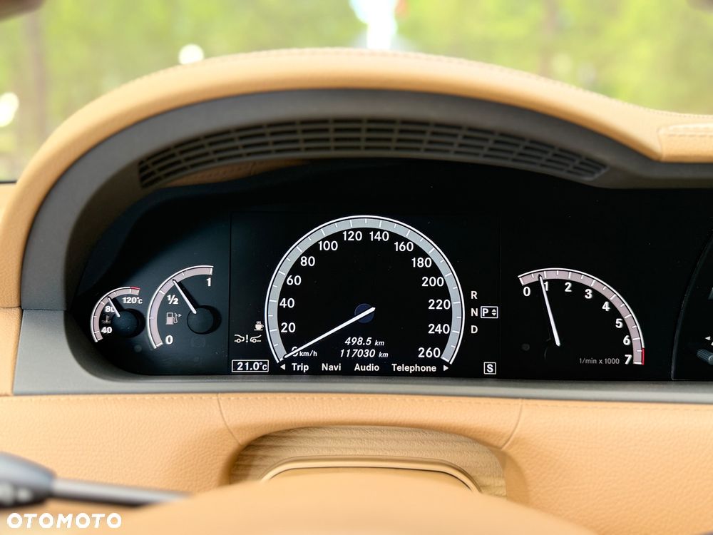 Mercedes-Benz CL 500 4-Matic BlueEff - 24