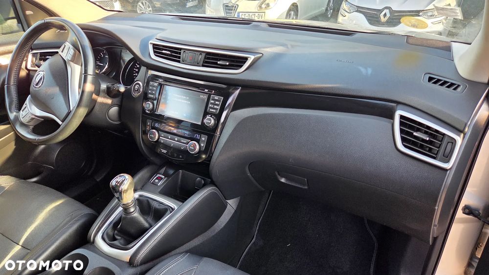 Nissan Qashqai 1.6 DCi Tekna+ - 13