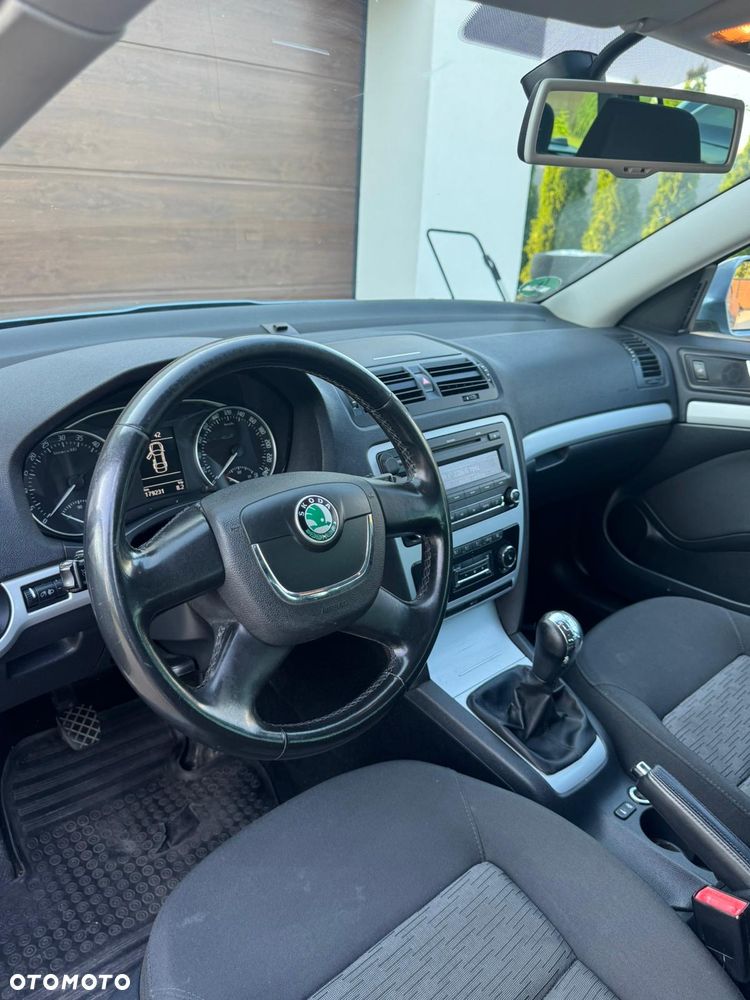 Skoda Octavia 1.6 TDI DPF Ambition - 18
