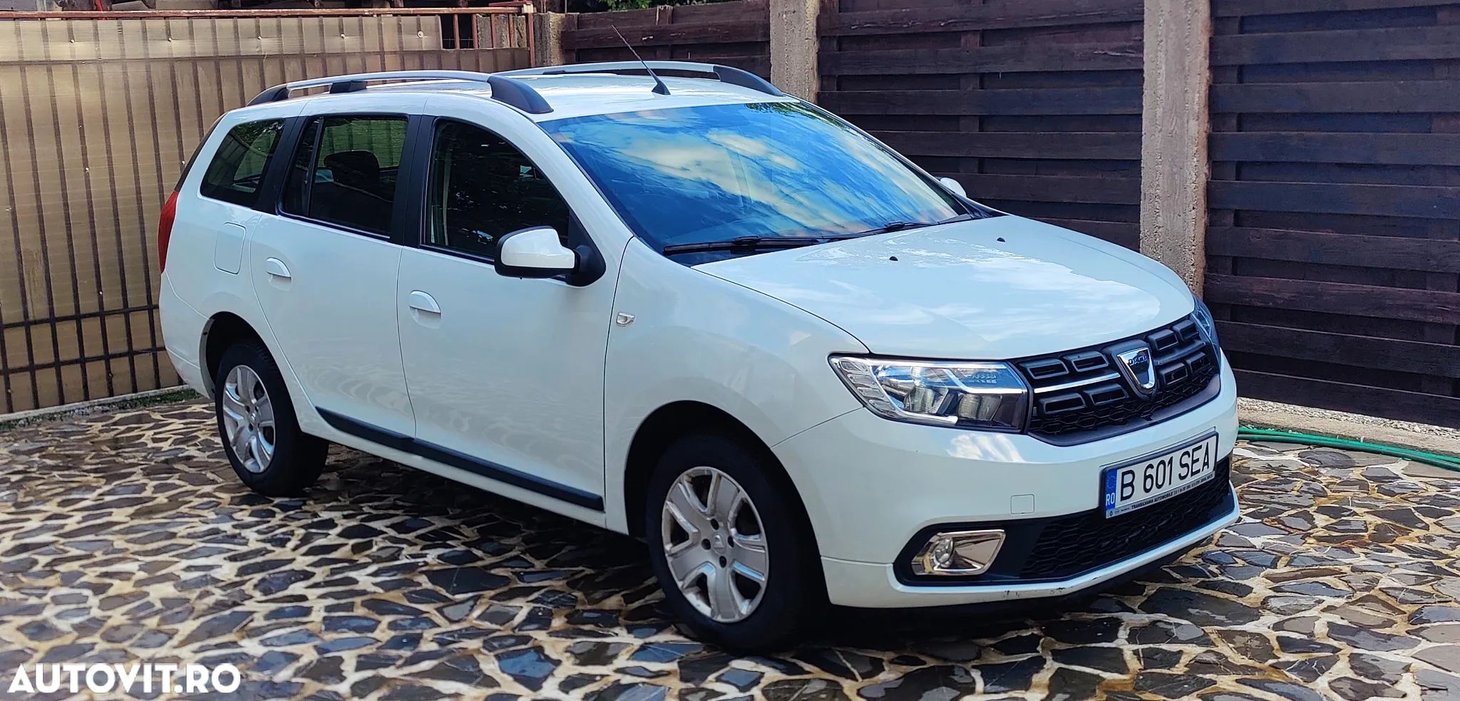 Dacia Logan MCV 1.5 Blue dCi Laureate - 1
