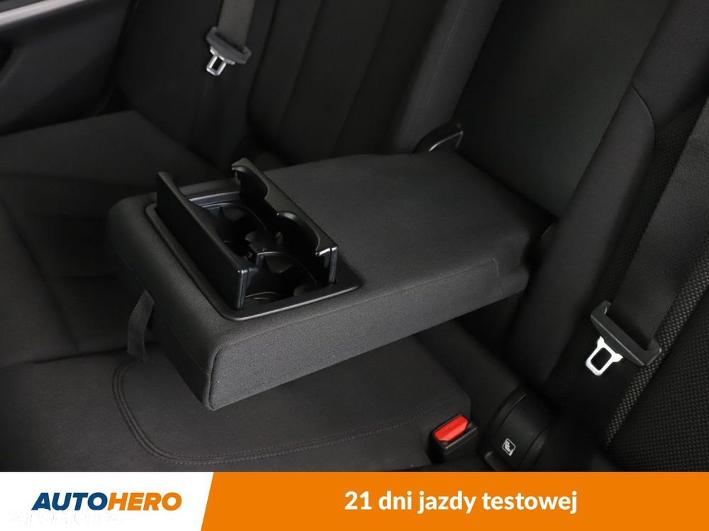 BMW Seria 3 - 37