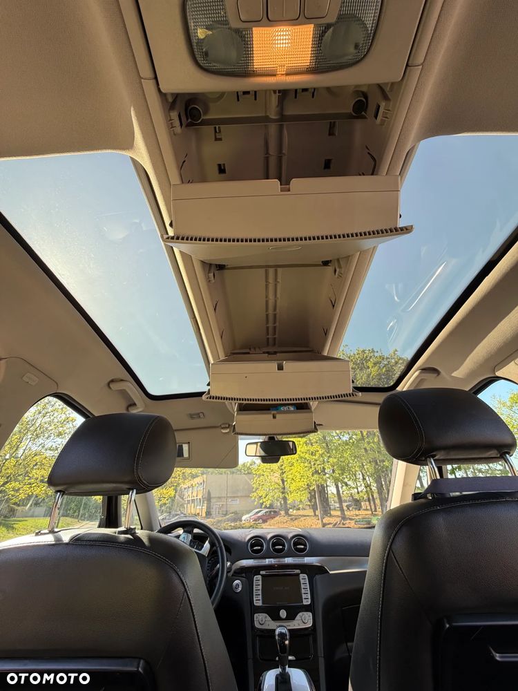 Ford Galaxy 2.0 EcoBoost Titanium - 10