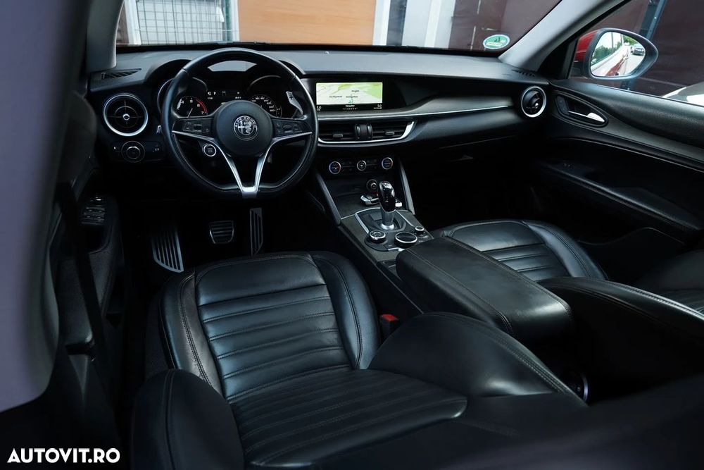 Alfa Romeo Stelvio - 14