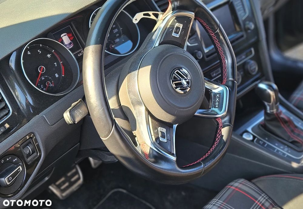 Volkswagen Golf 2.0 TSI BMT GTI DSG - 6