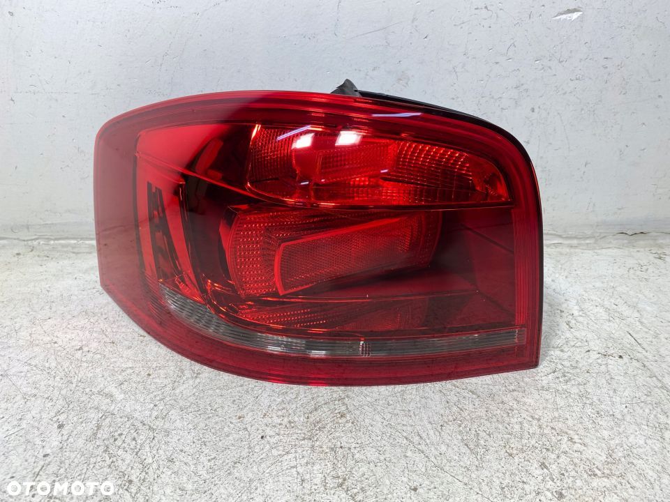 LAMPA TYLNA LEWA AUDI A3 3D 2008-2012 - NOWA AL - 1