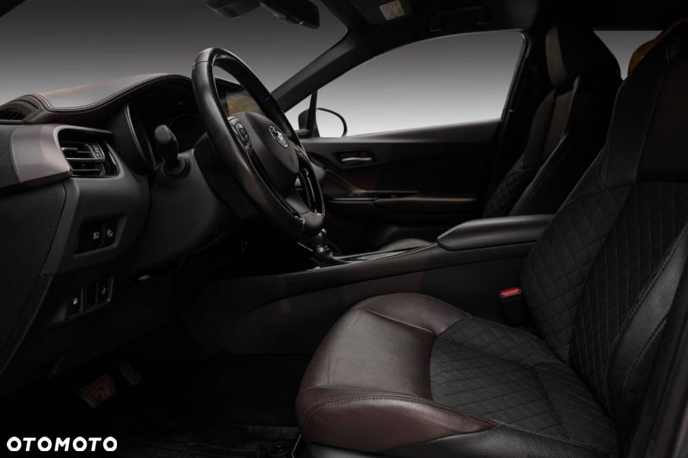 Toyota C-HR - 10