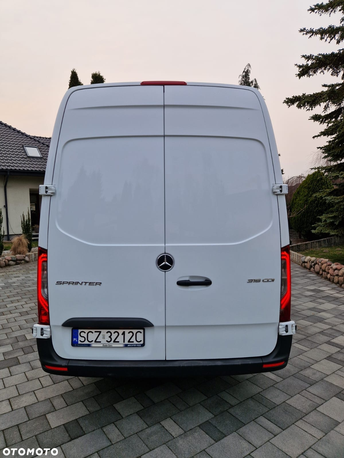 Mercedes-Benz Sprinter - 7