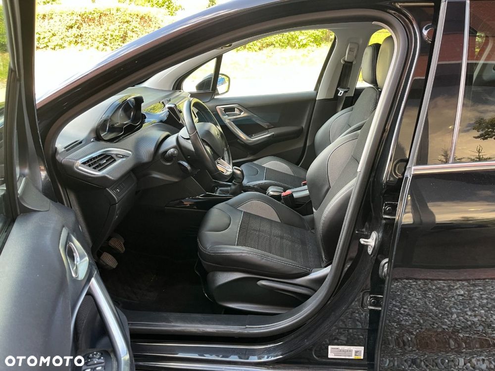 Peugeot 2008 1.6 BlueHDi Allure - 20