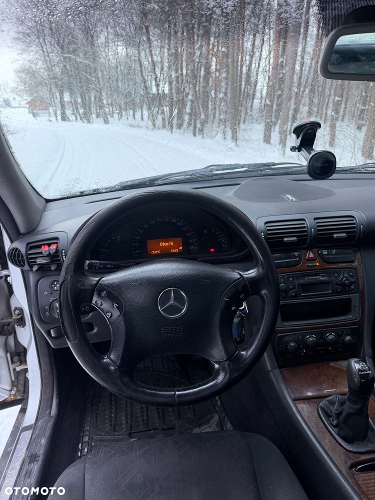 Mercedes-Benz Klasa C 220 T CDI Elegance - 9