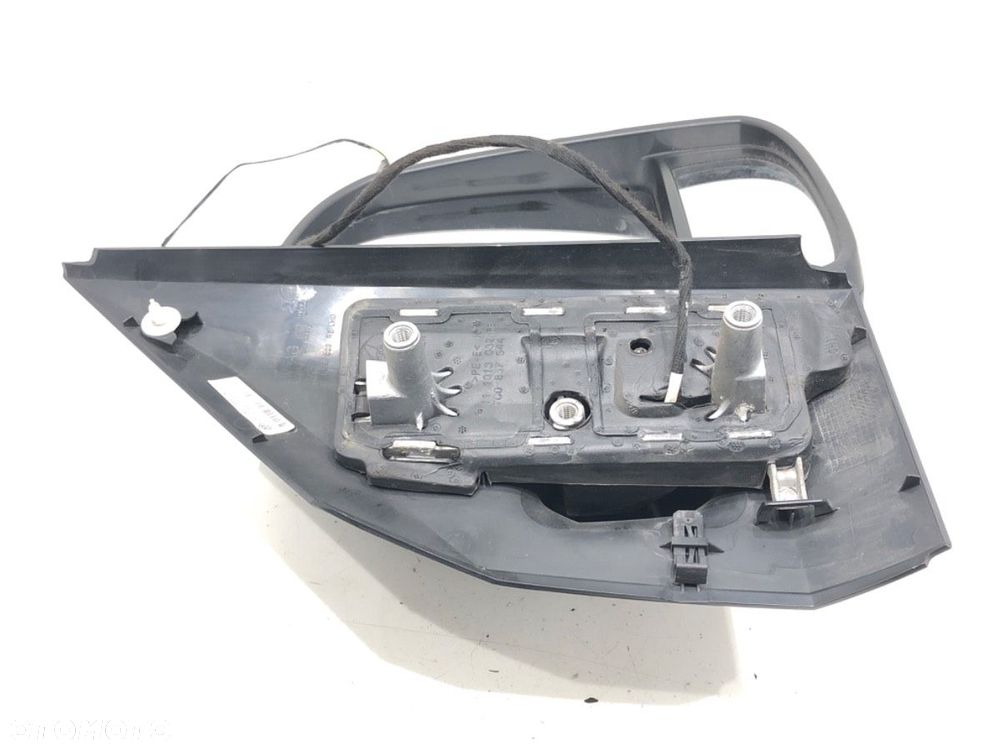 LUSTERKO PRAWY  MAN TGE Autobus 2017 - 2022 2.0 TDI 130 kW [177 KM] olej napędowy 2017 - 2022 - 4