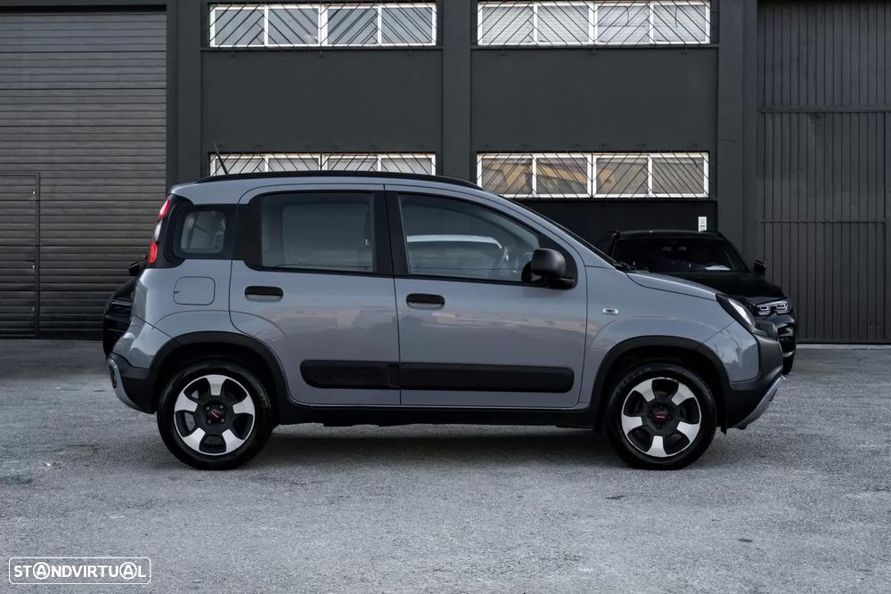 Fiat Panda 1.0 Hybrid Cross - 2