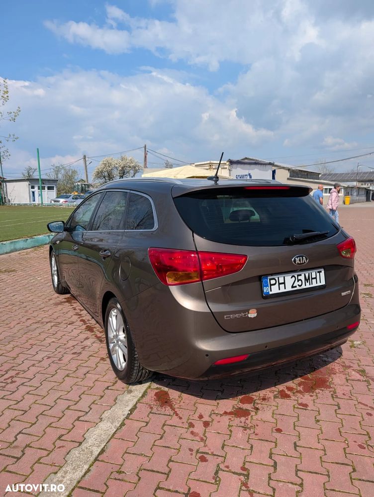 Kia Ceed 1.4 CVVT Dream Team Edition - 2