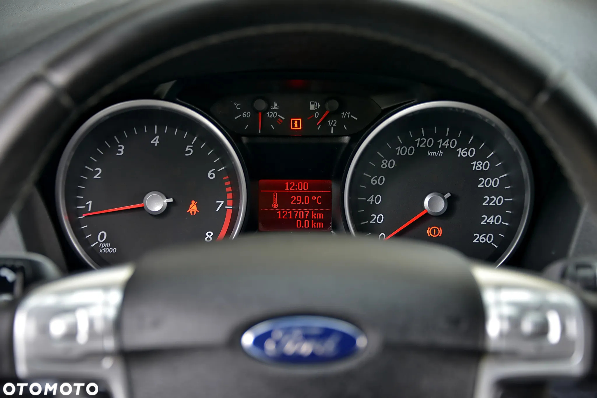 Ford Mondeo 1.6 Trend - 34
