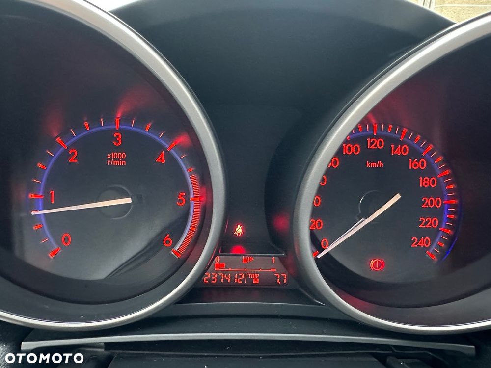 Mazda 3 2.2 MZR-CD DPF Sports-Line - 12
