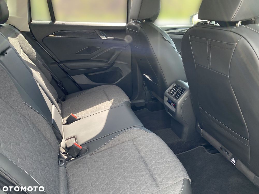 Volkswagen Tiguan - 11