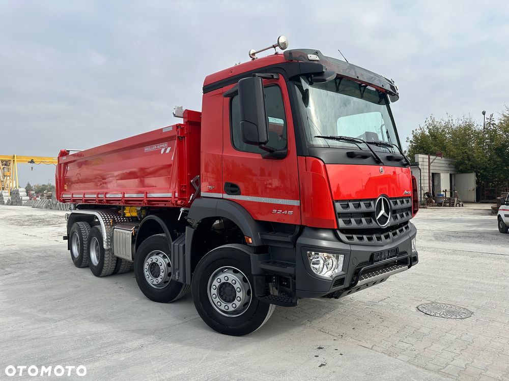 Mercedes-Benz Arosc 3246 - 10