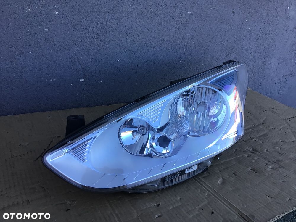 Lampa przednia lewa Ford B-max - 1