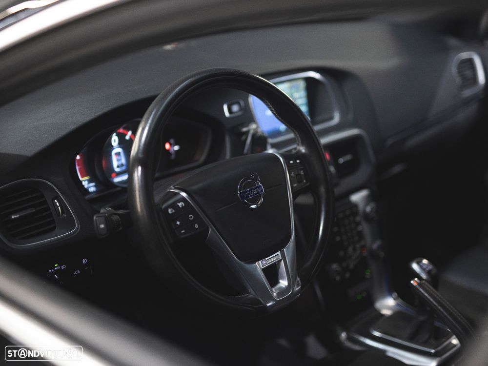 Volvo V40 D2 RDesign - 14