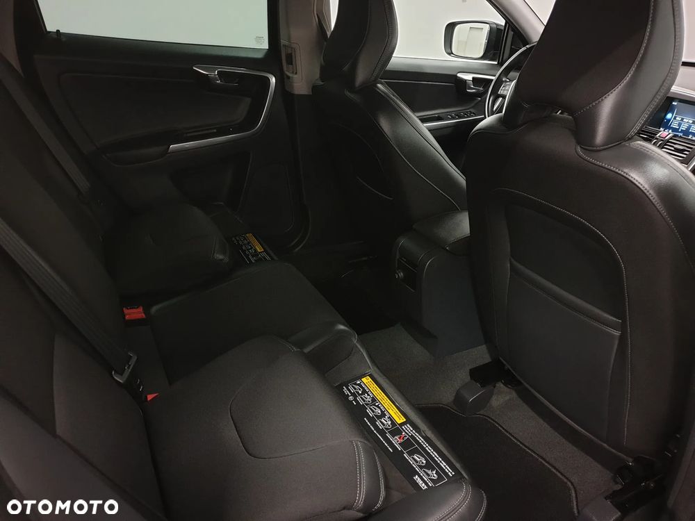 Volvo XC 60 D4 Drive-E Summum - 26