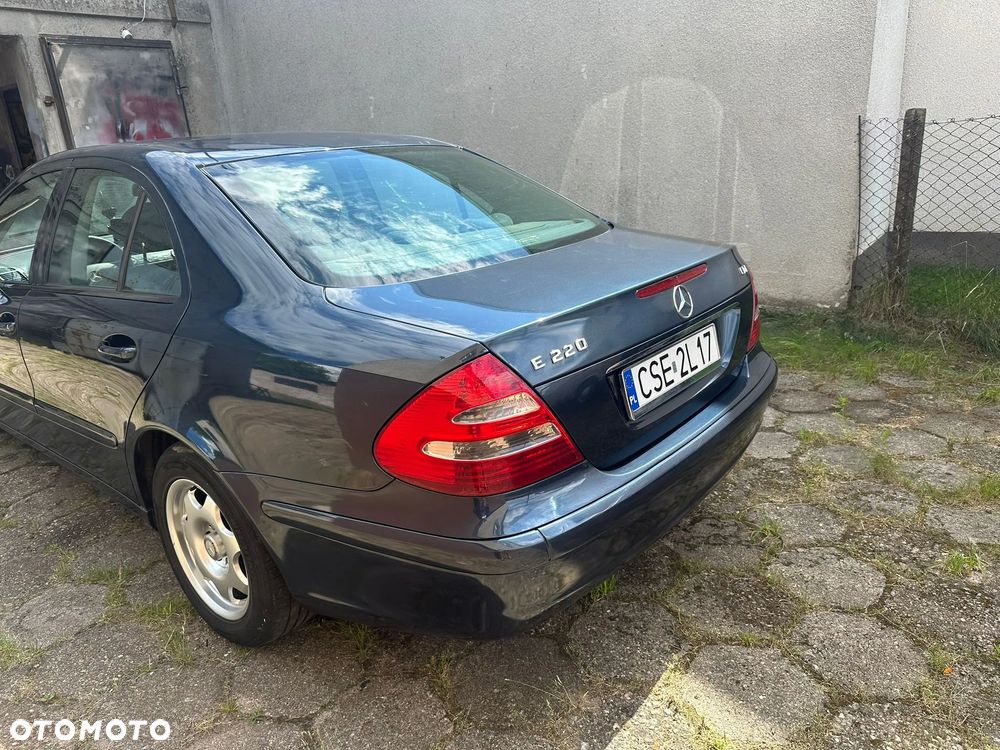 Mercedes-Benz Klasa E 220 CDI Classic - 12