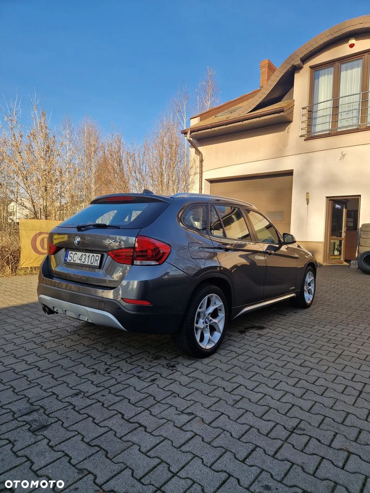 BMW X1 xDrive28i Sport Line - 2
